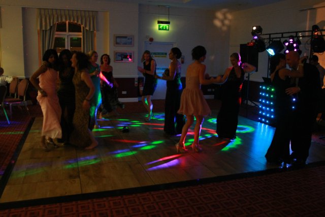 dj na impreze,organizacja imprez,naglosnienie,oswietlenie,efekty